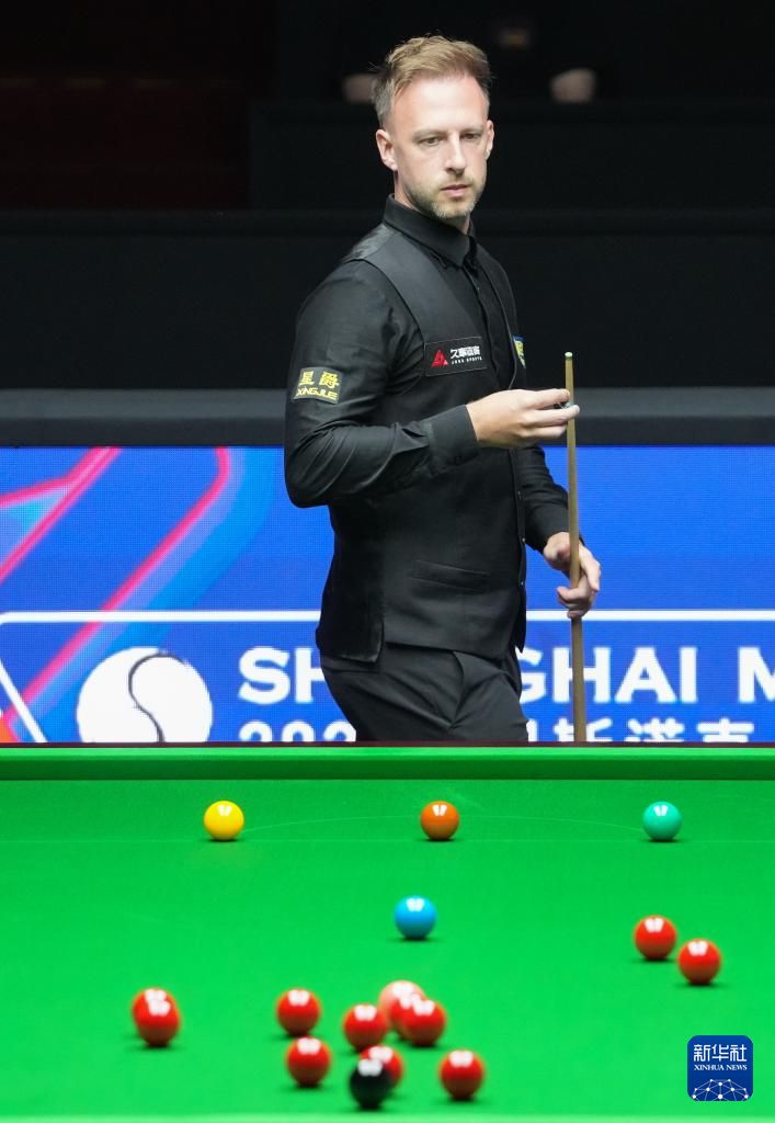 他们通过交 他们通过交