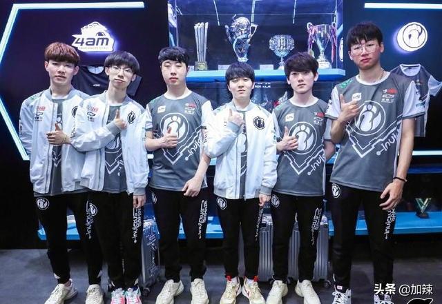 防守端的协 防守端的协